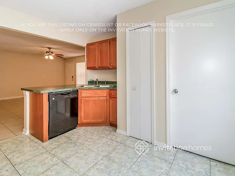 9857 Red Clover Ave — Photo 7