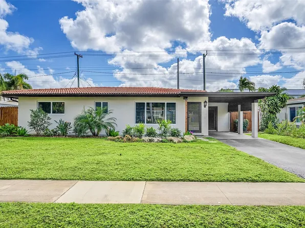 364 SW 14th Court, Pompano Beach, FL 33060