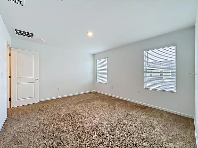 9848 Walkway Dr — Photo 24