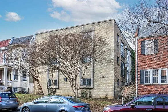 1 bed, 450 sqft, $2,350 — Photo 1