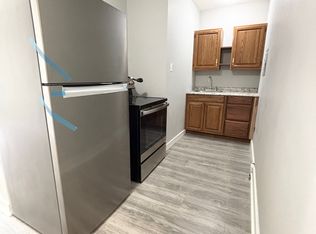 10261 Center Hwy, Irwin, PA 15642