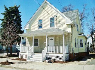 315 California Ave, Providence, RI 02905