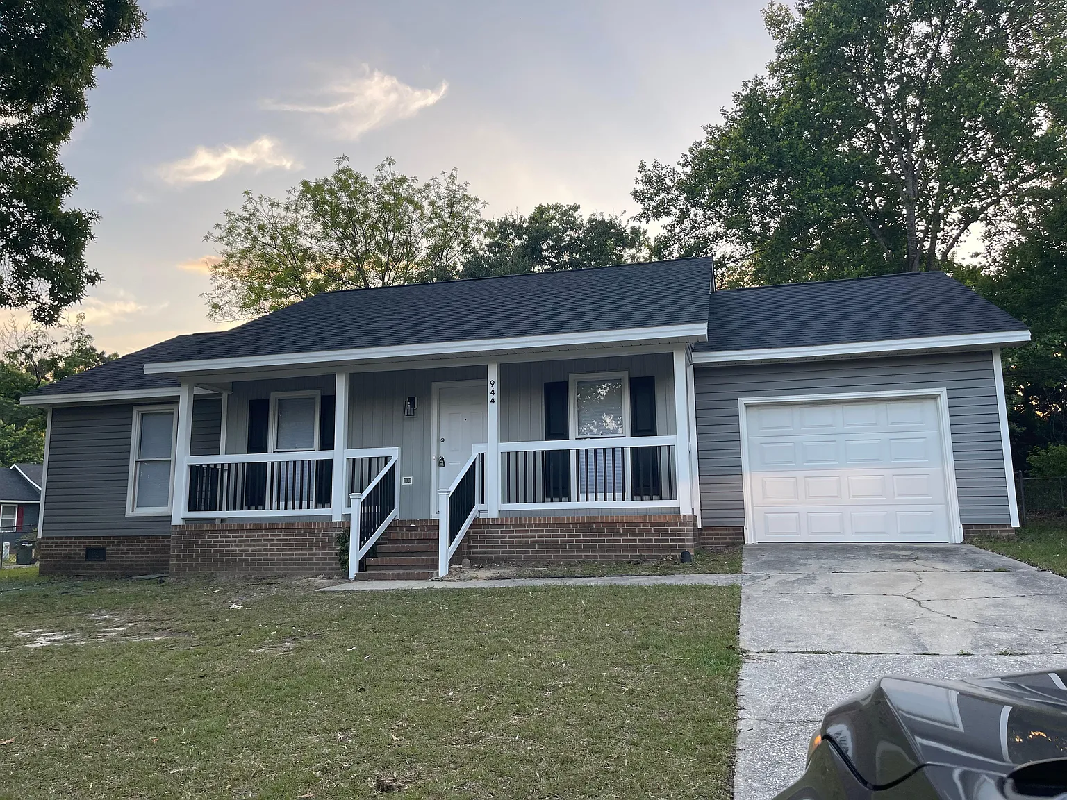3 bed, 1141 sqft, $1,600 — Photo 1