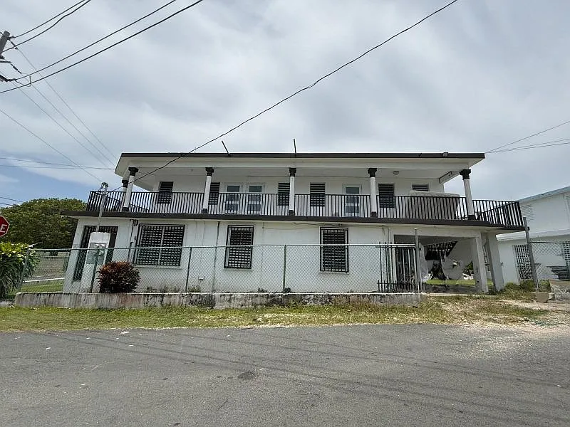 2 bed, 1.0 bath, 598 sqft, $900 — Photo 3