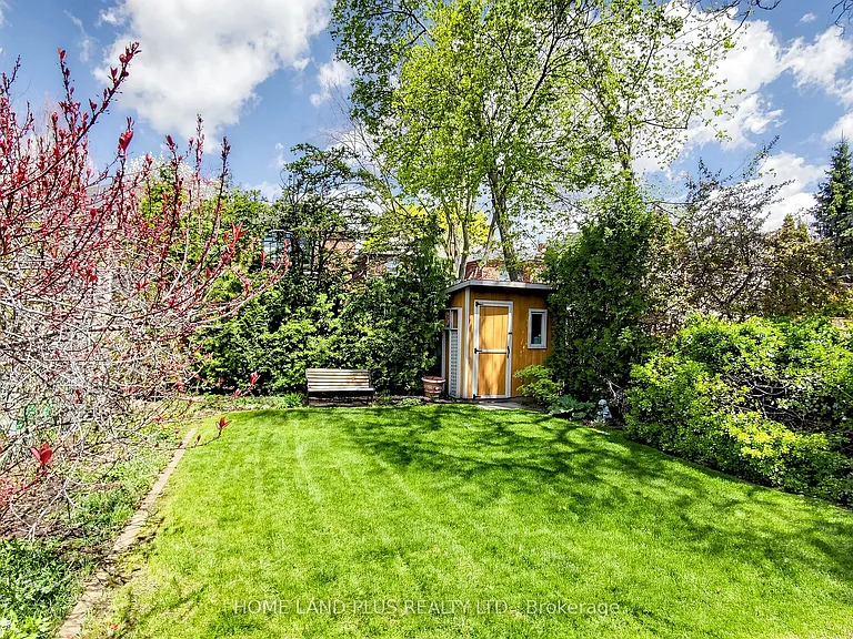 154 Brooke Ave — Photo 48