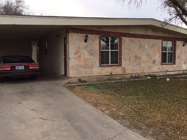 2nd image of 118 Foster Dr