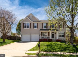 4 Granite Ct, Fredericksburg, VA 22406
