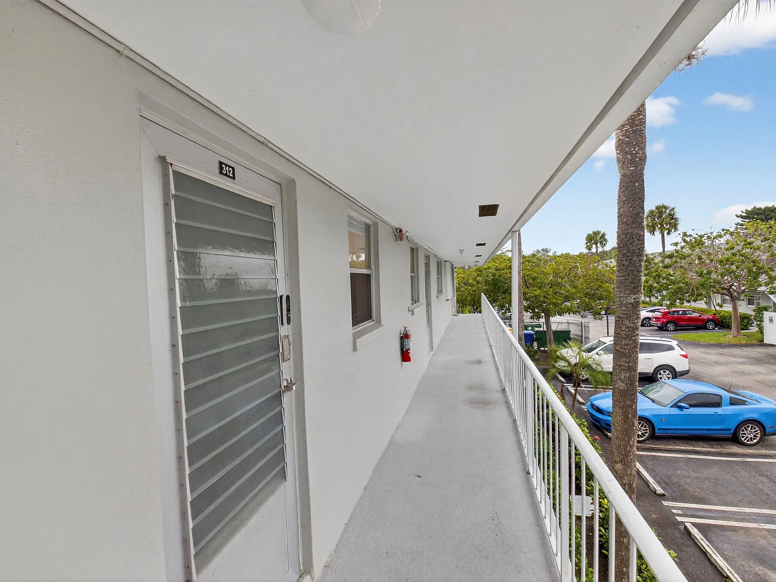 2 bed, 2.0 bath, 1013 sqft, $2,600 — Photo 4