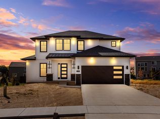 3324 Hollace Ct, Jenison, MI 49428