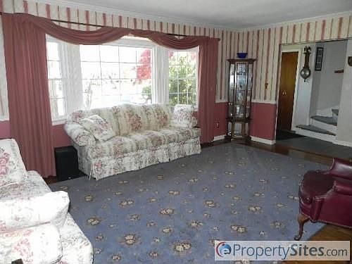 3rd image of 72 Arline Ln