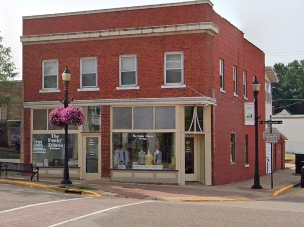 102 S Prairie St, Pr Du Chien, WI 53821