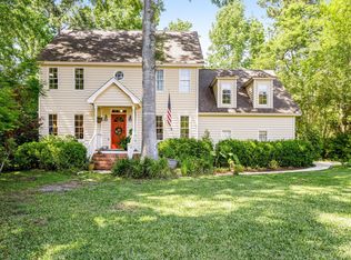 1063 Plantation Ln, Mount Pleasant, SC 29464