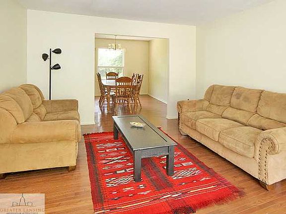 4th image of 1846 E Ann St