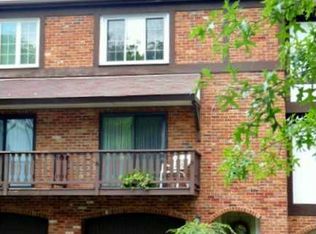 431 Allenberry Dr, Pittsburgh, PA 15237