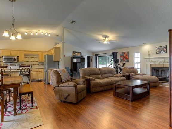 4th image of 22510 Southshore Dr