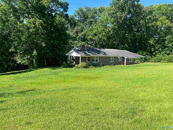 3rd image of 3045 Walden Rd