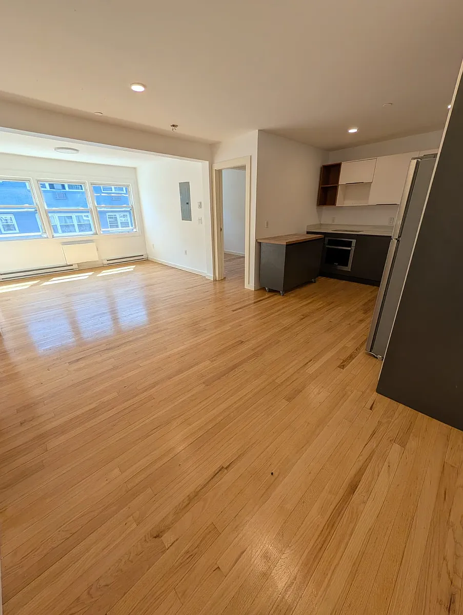 Building Photo - 30 Springside Ave #1E