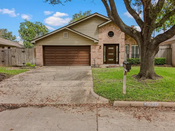 2207 Briarwest Blvd, Houston, TX 77077