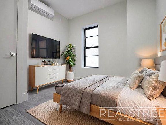 5th image of 1159 Saint Johns Pl APT 2B