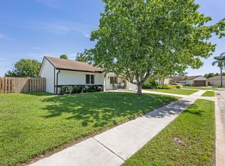 163 Arrowhead Cir, Jupiter, FL 33458