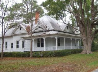 328 S Norton St, Boston, GA 31626