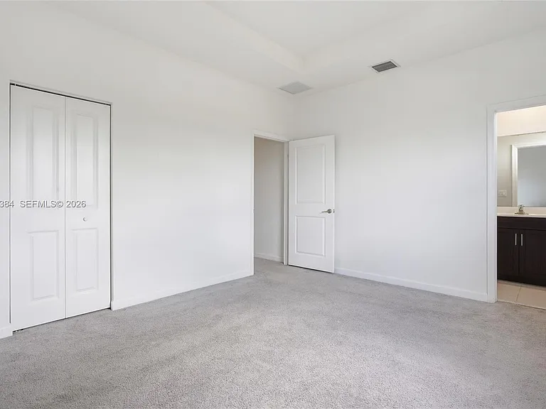 20714 NE 5th Ct #220714 — Photo 28