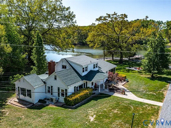 798 S Tidwells Rd, Montross, VA 22520