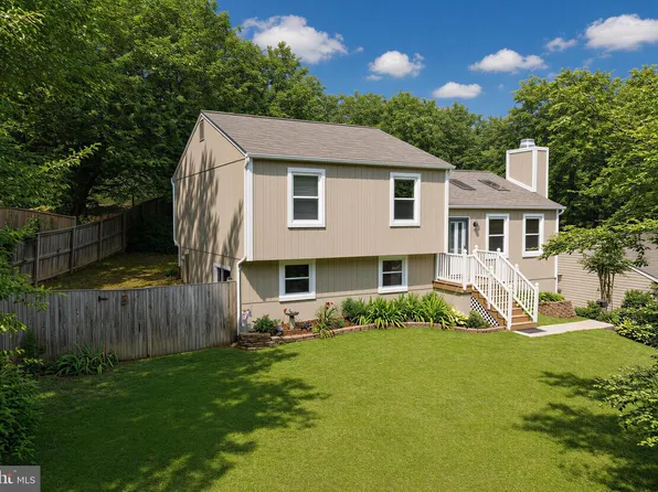 4127 Birch Dr, Huntingtown, MD 20639