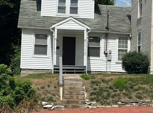 1018 Alby St, Alton, IL 62002