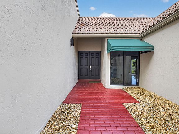 3rd image of 6545 Las Flores Drive