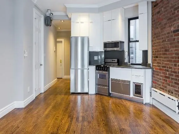 248 Mott Street image 1 of 7