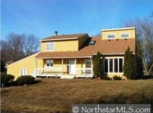 7024 Tartan Curv, Eden Prairie, MN 55346