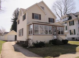 4 Hart St, Batavia, NY 14020