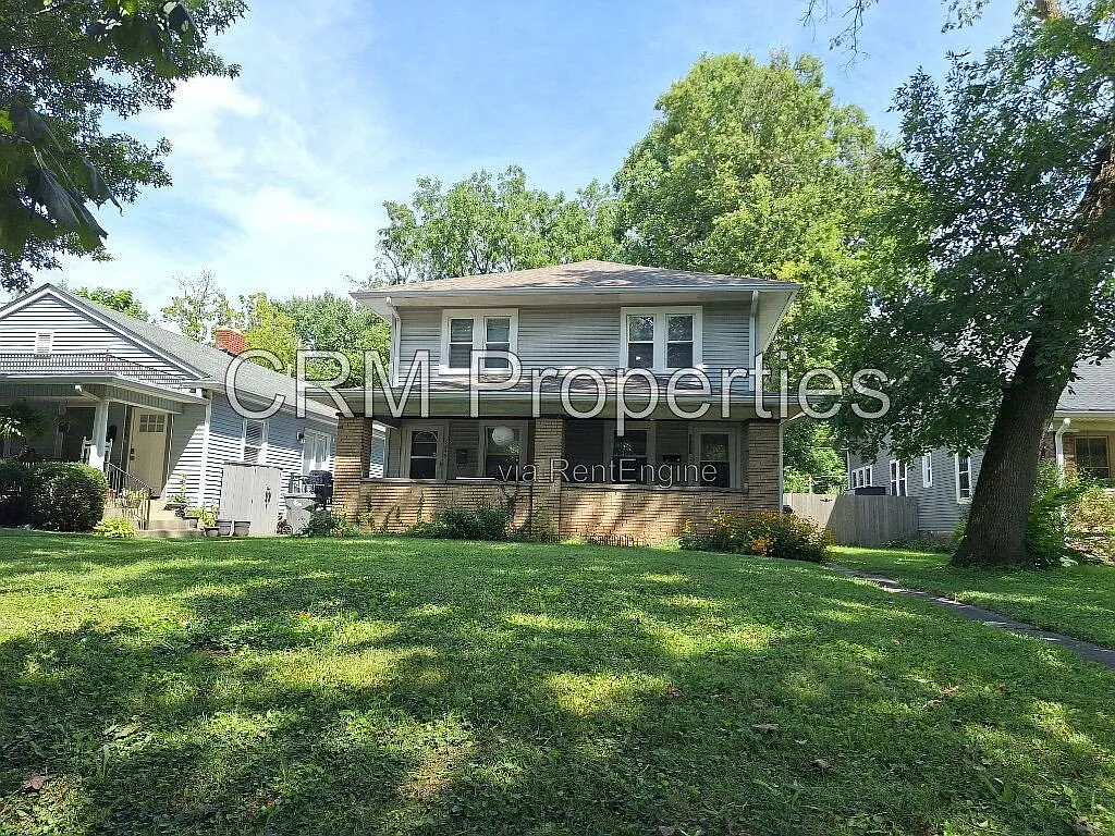 2 bed, 1.0 bath, $1,450 — Photo 1