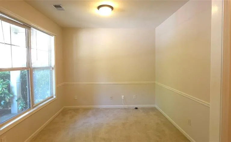 237 Ascott Ln — Photo 5
