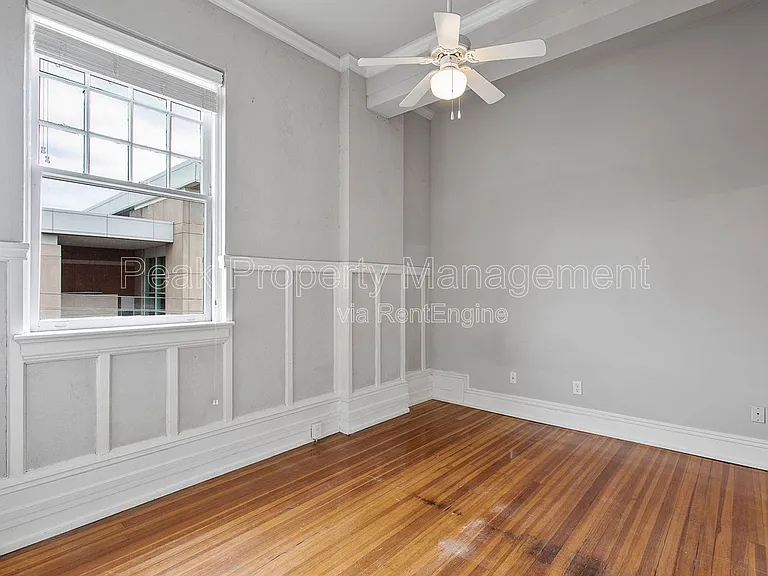 220 E Marshall St #34 — Photo 11