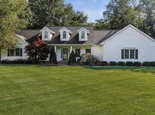 5444 Ravine Dr, Middleville, MI 49333