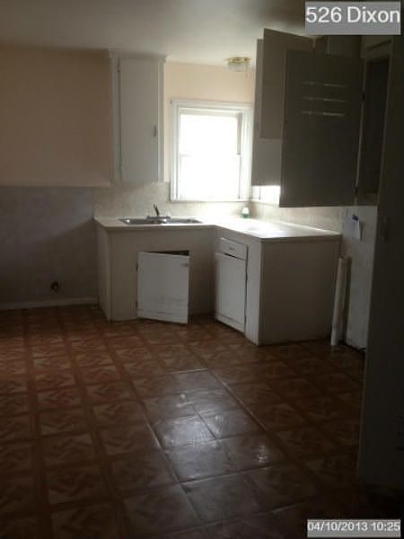 2nd image of 526 Dixon Dr