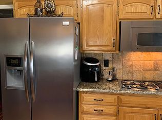 17839 157th St, Basehor, KS 66007