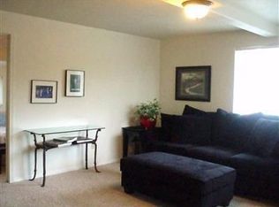 5480 Tunnel Loop Rd, Grants Pass, OR 97526