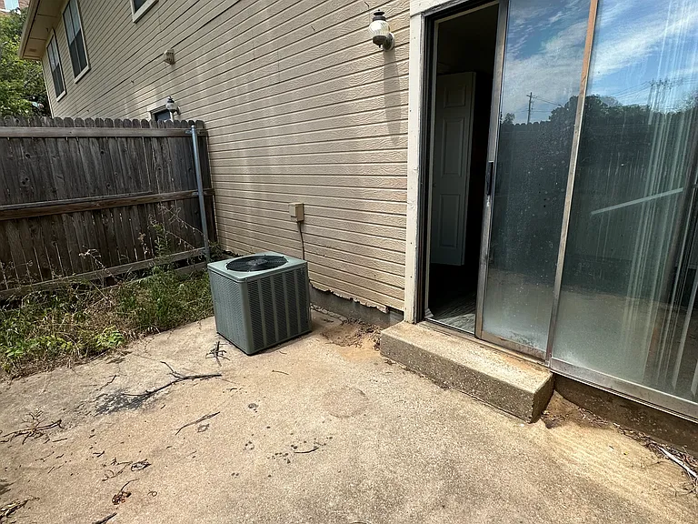 721 Avenue A #1 — Photo 15
