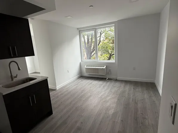 170 Marcy Avenue image 21 of 23