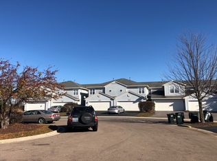 2533 Looking Glass Ct, Aurora, IL 60502