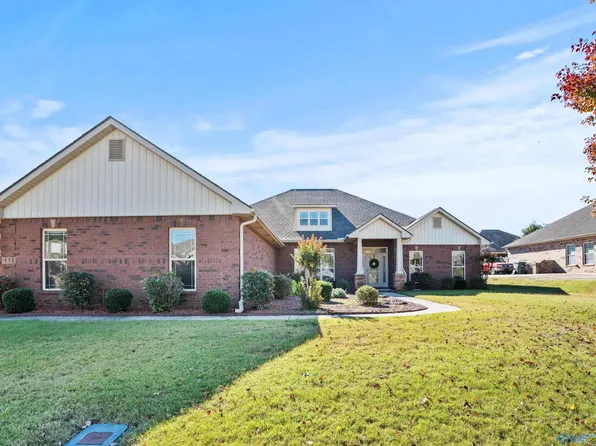 131 Harbor Glen Dr SW, Madison, AL 35756