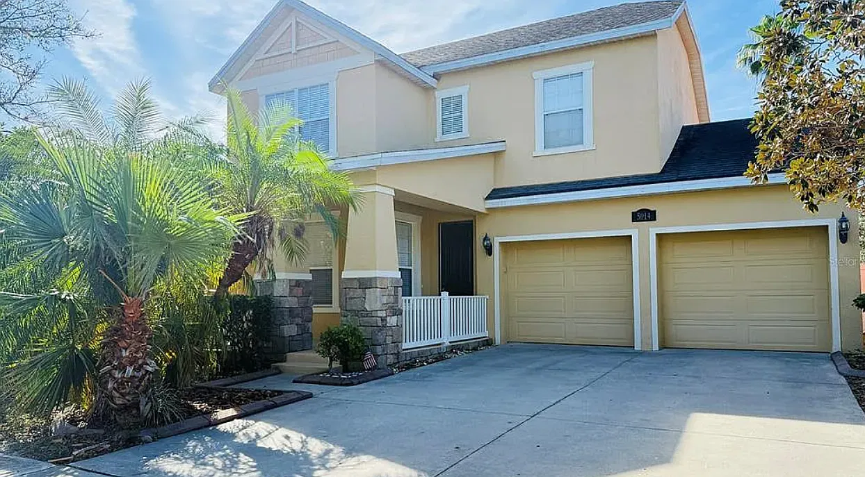 4 bed, 2342 sqft, $3,500 — Photo 1