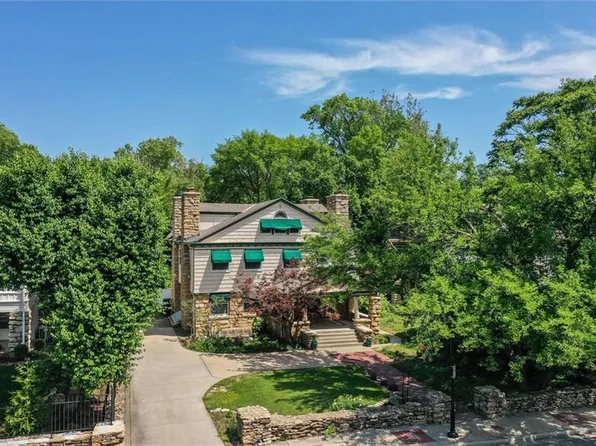 612 Emanuel Cleaver Ii Blvd, Kansas City, MO 64110
