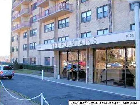 Front Ent. thru Lobby