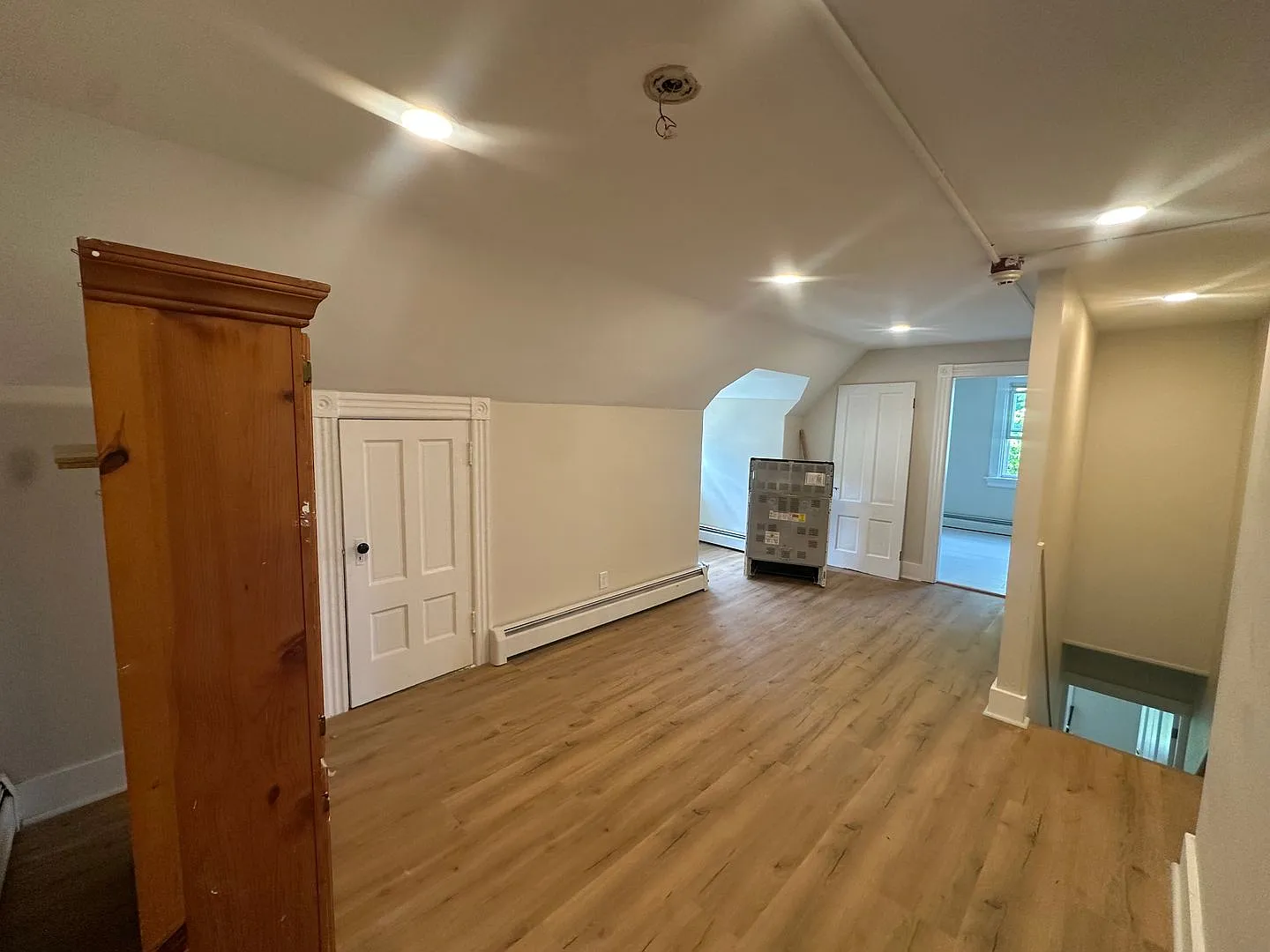Updated 2 Bed/ 1 Bath Apartment off of Main St! — Photo 3