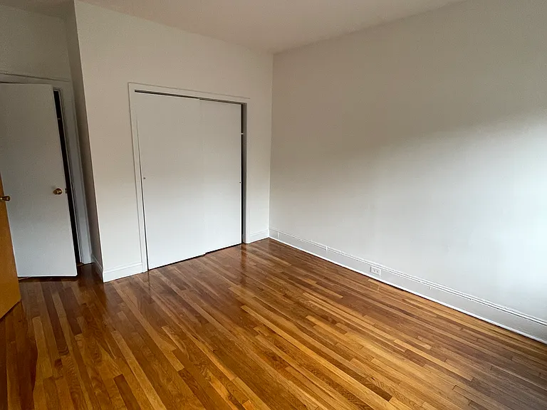 119 carpenter Avenue — Photo 11