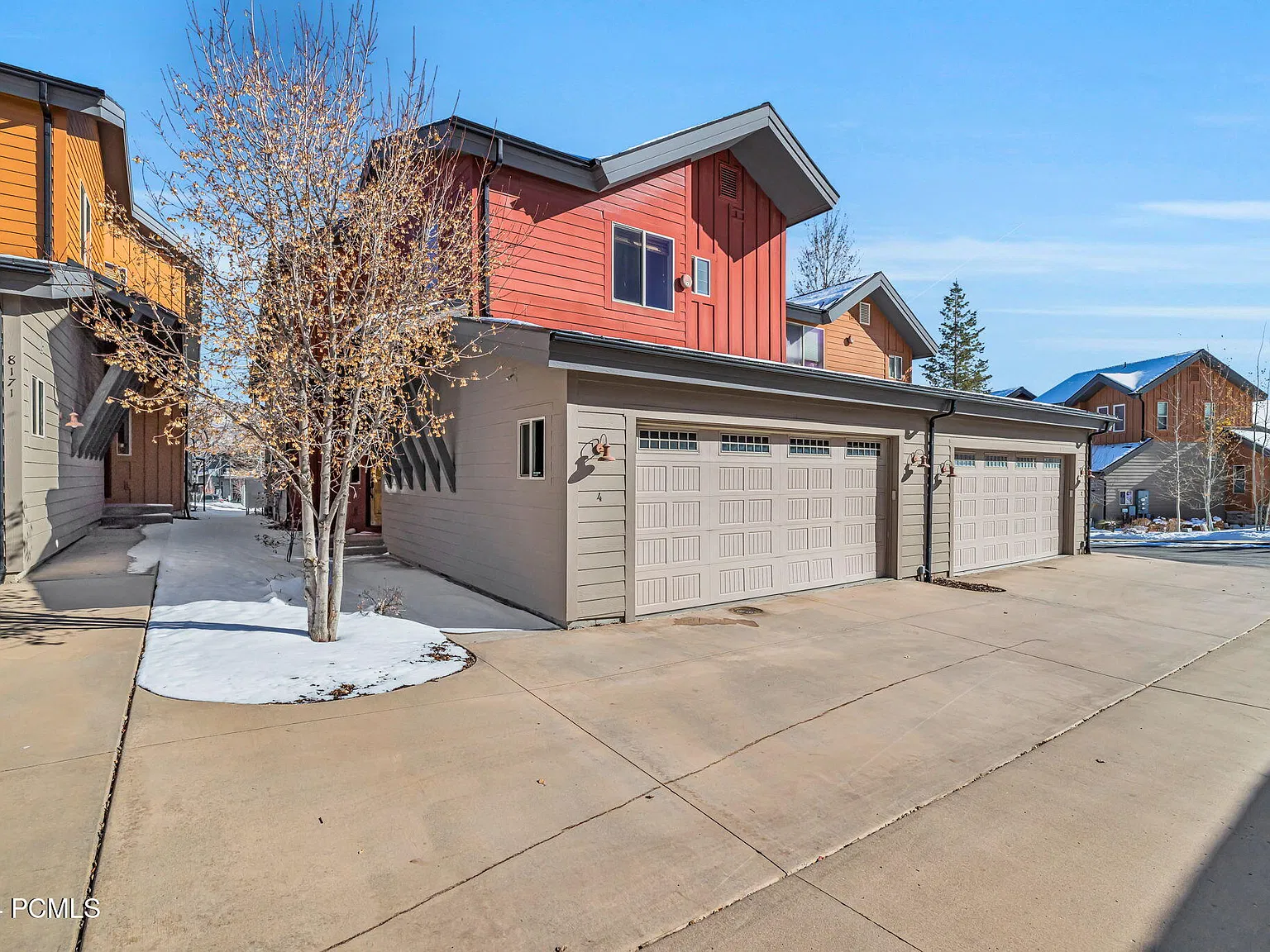 2 bed, 1609 sqft, $3,950 — Photo 3